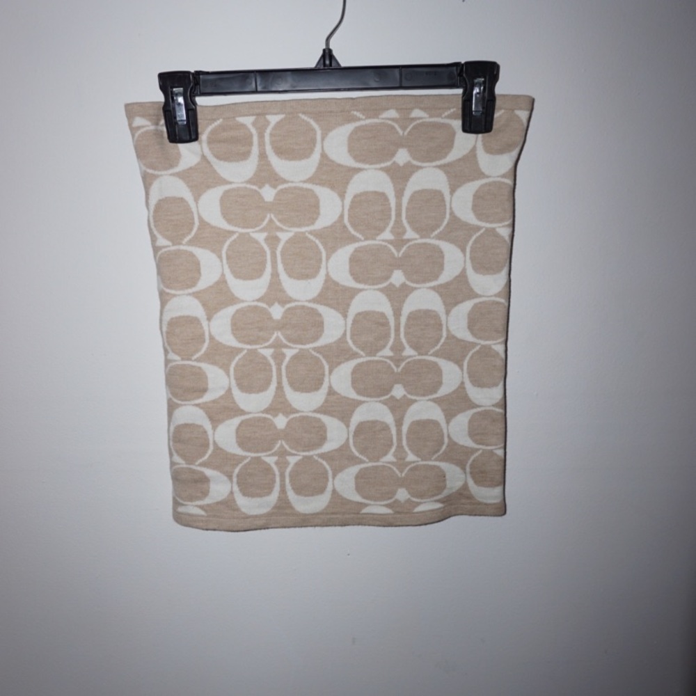 Coach C Logo Brown and White Infinity Scarf